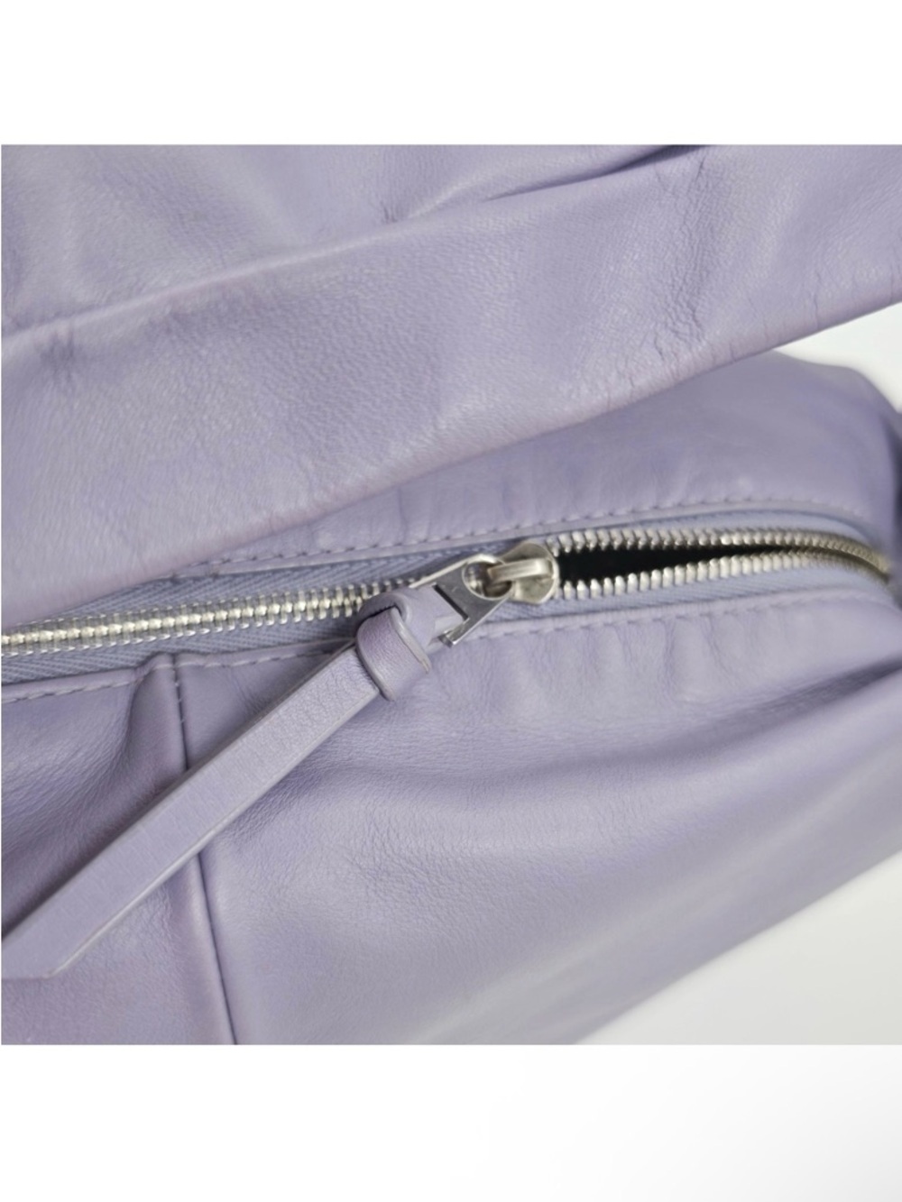 Bottega Veneta Lavender Knotted Shoulder Bag - Picture 3 of 14
